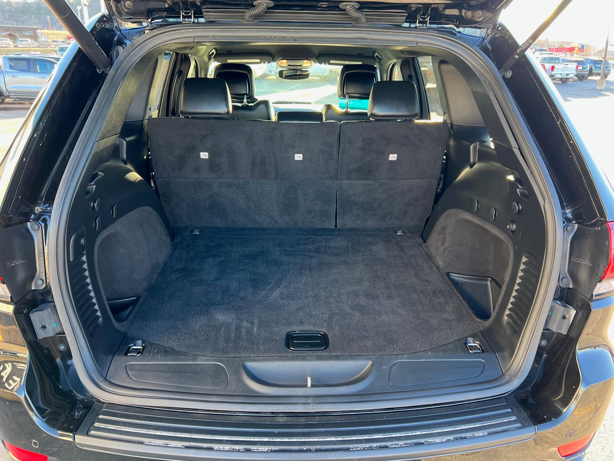 2019 Jeep Grand Cherokee Base