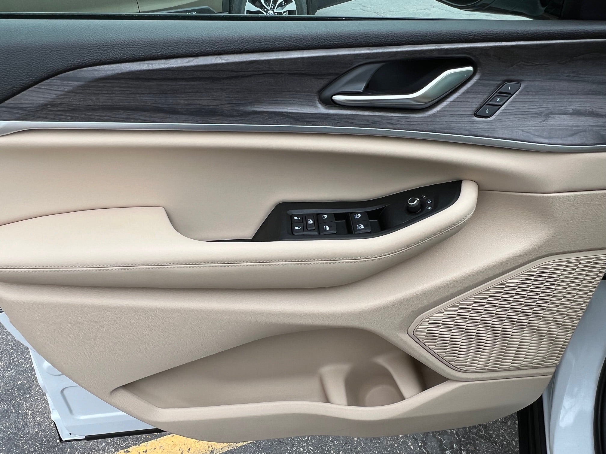 2024 Jeep Grand Cherokee Base