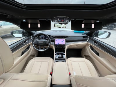 2024 Jeep Grand Cherokee Base