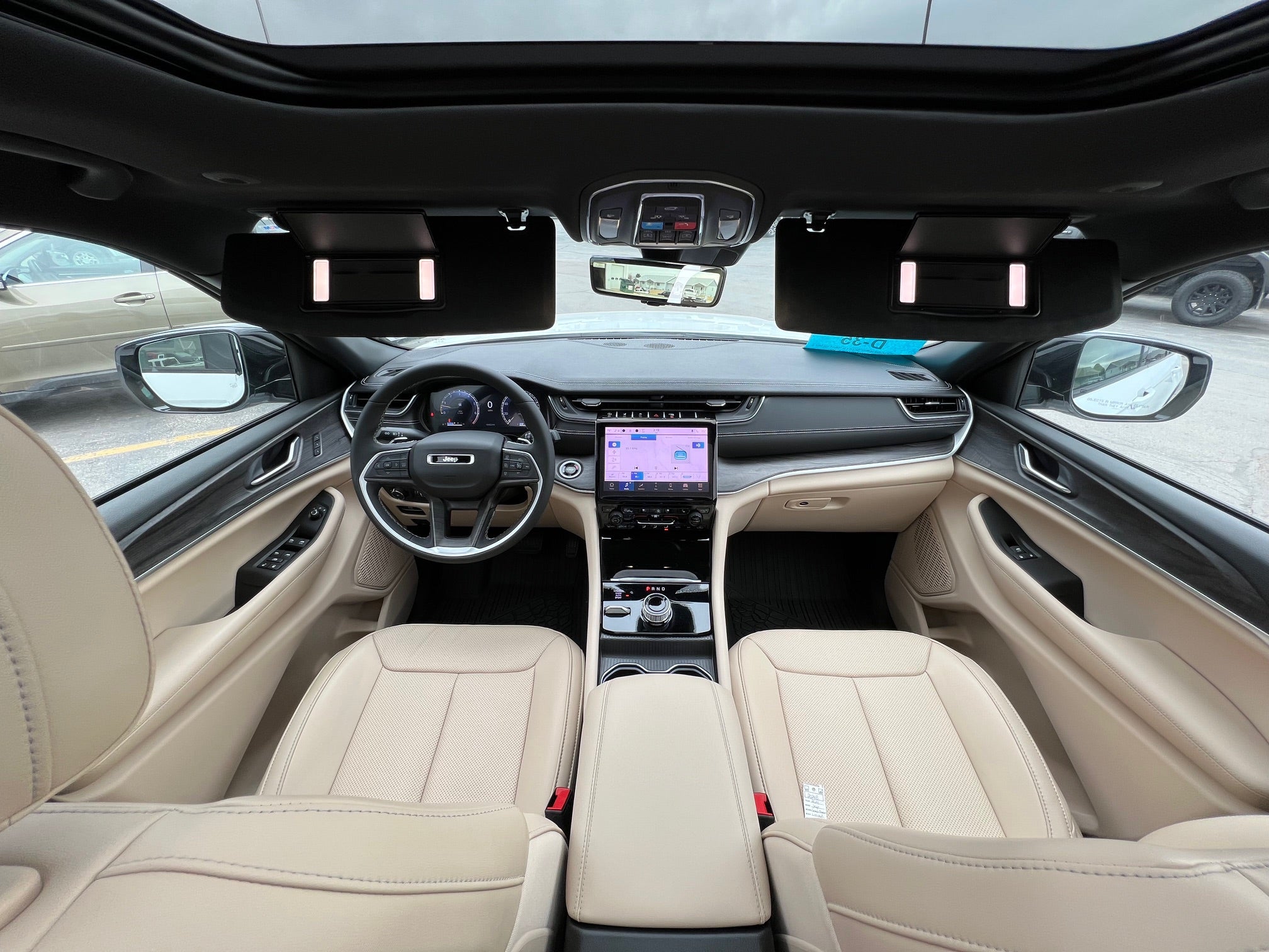 2024 Jeep Grand Cherokee Base