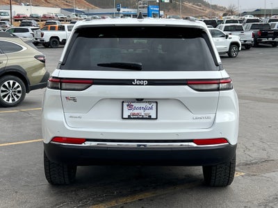 2024 Jeep Grand Cherokee Base