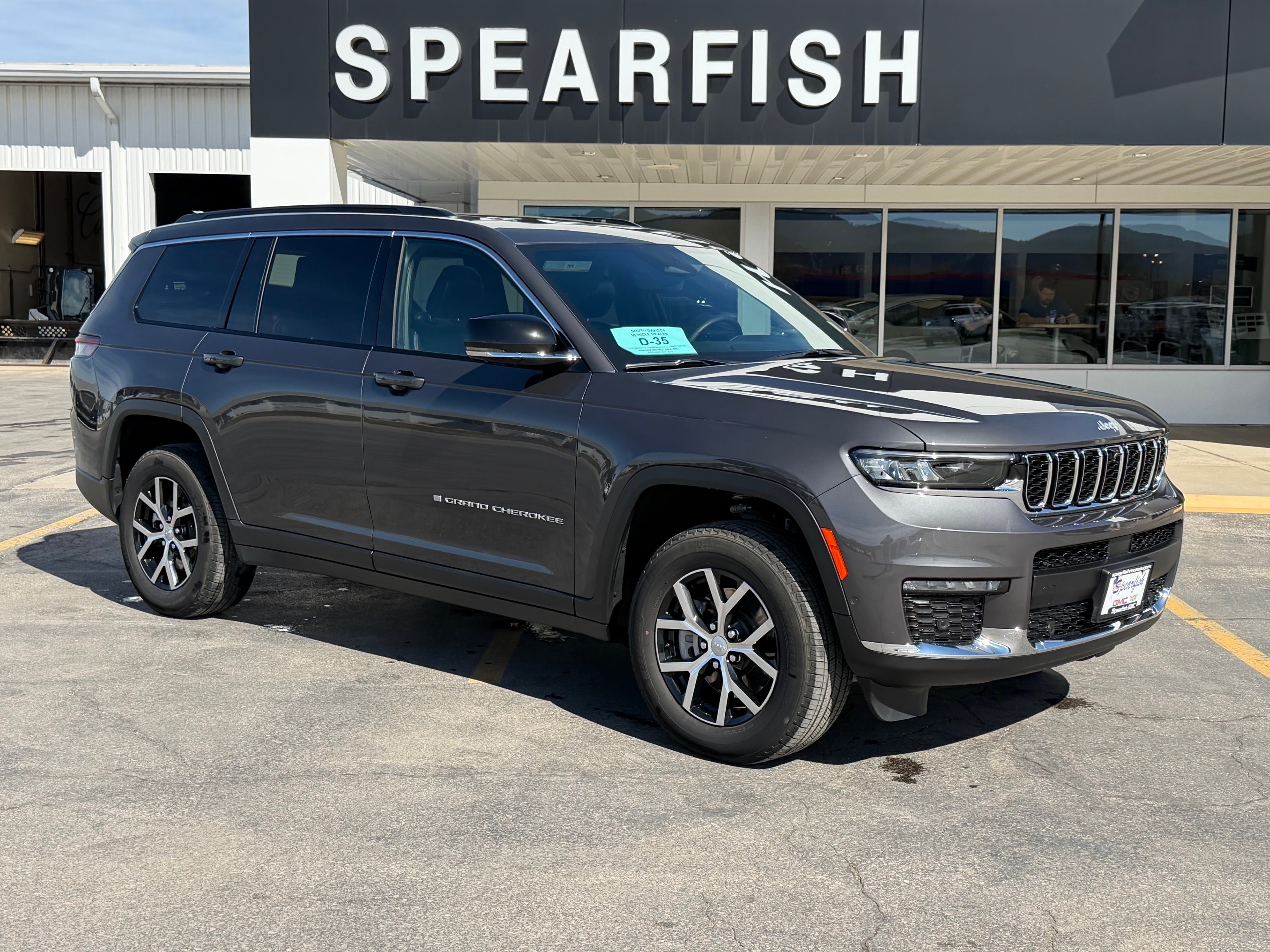 2025 Jeep Grand Cherokee L Base