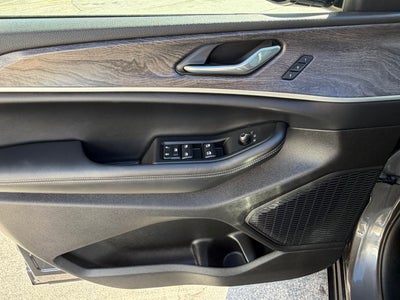 2025 Jeep Grand Cherokee L Base