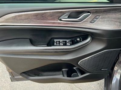 2023 Jeep Grand Cherokee L Base