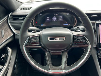 2023 Jeep Grand Cherokee L Base