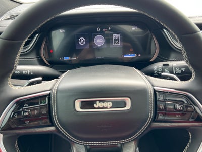 2023 Jeep Grand Cherokee L Base