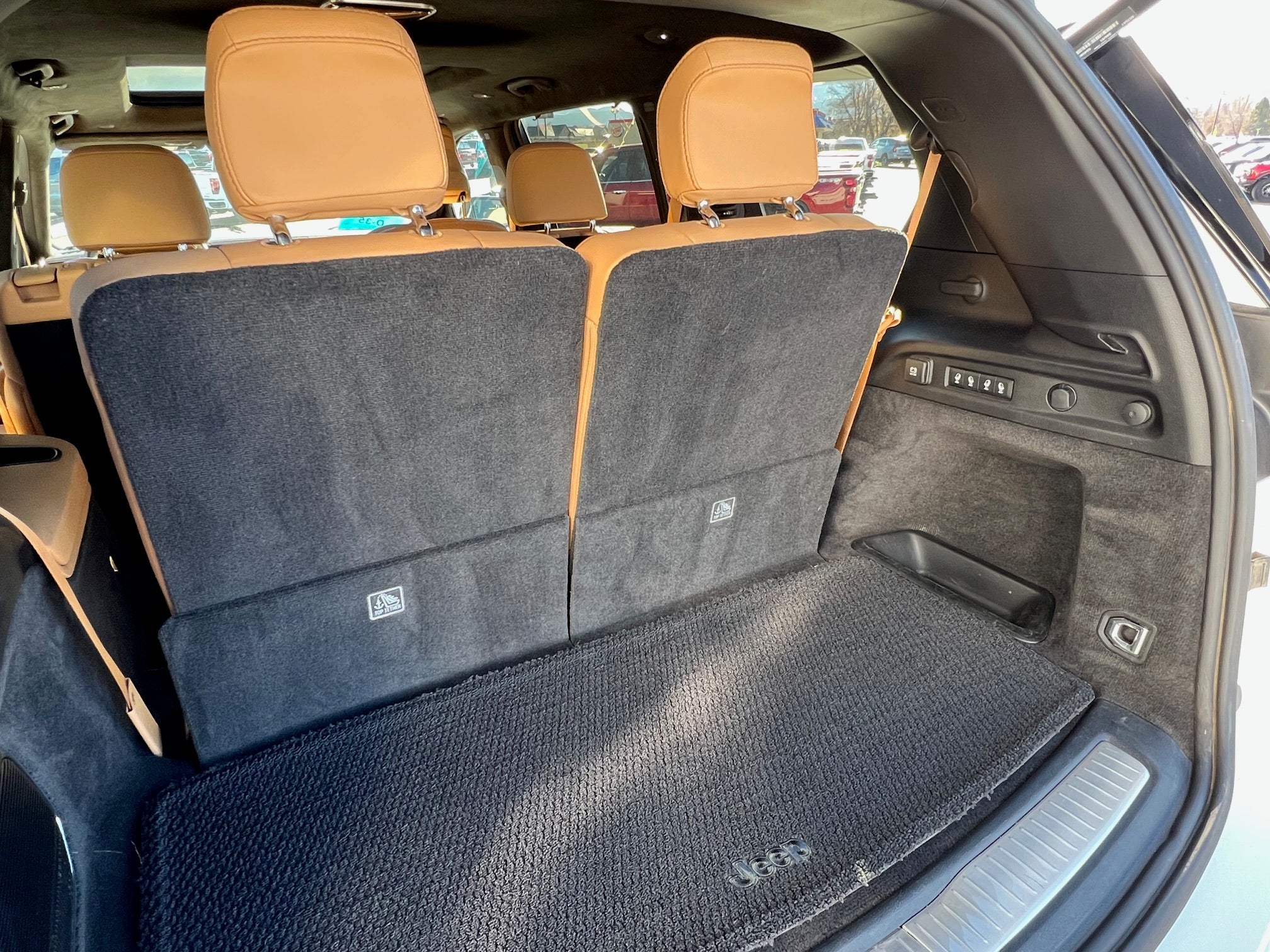 2021 Jeep Grand Cherokee L Base