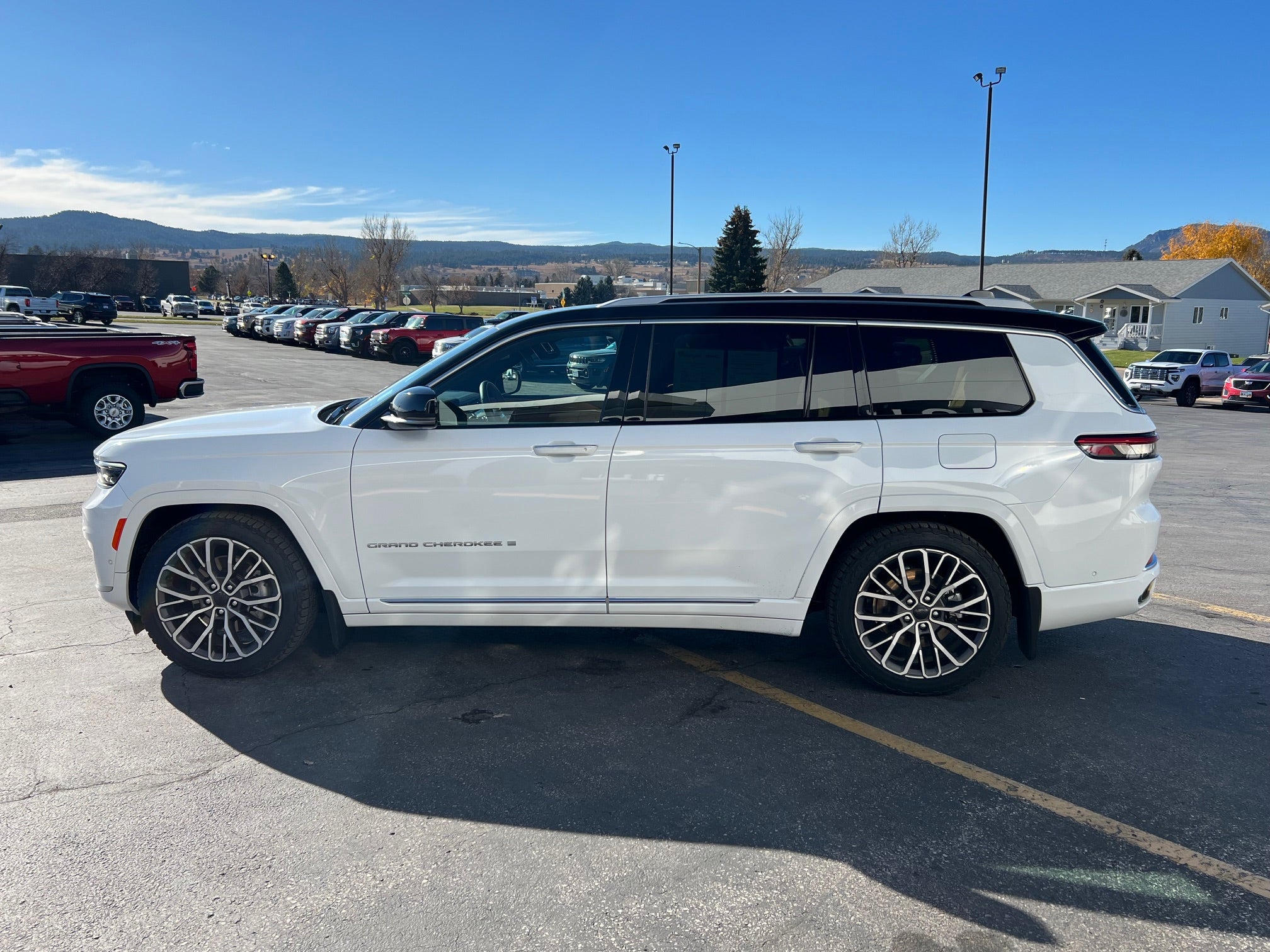 2021 Jeep Grand Cherokee L Base