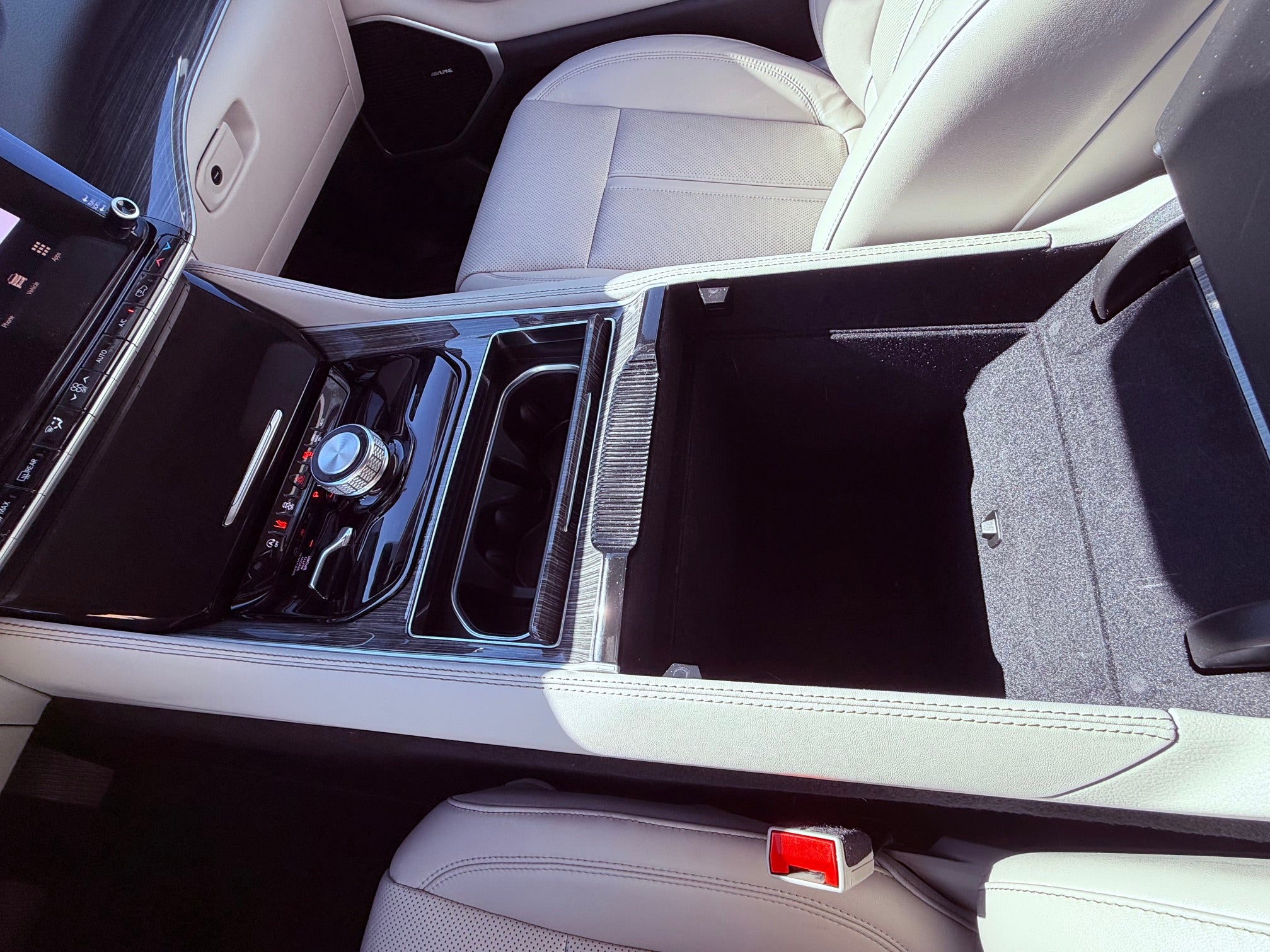 2022 Jeep Wagoneer Base