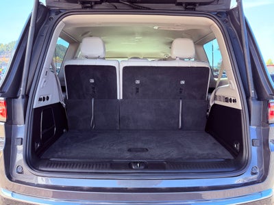 2022 Jeep Wagoneer Base
