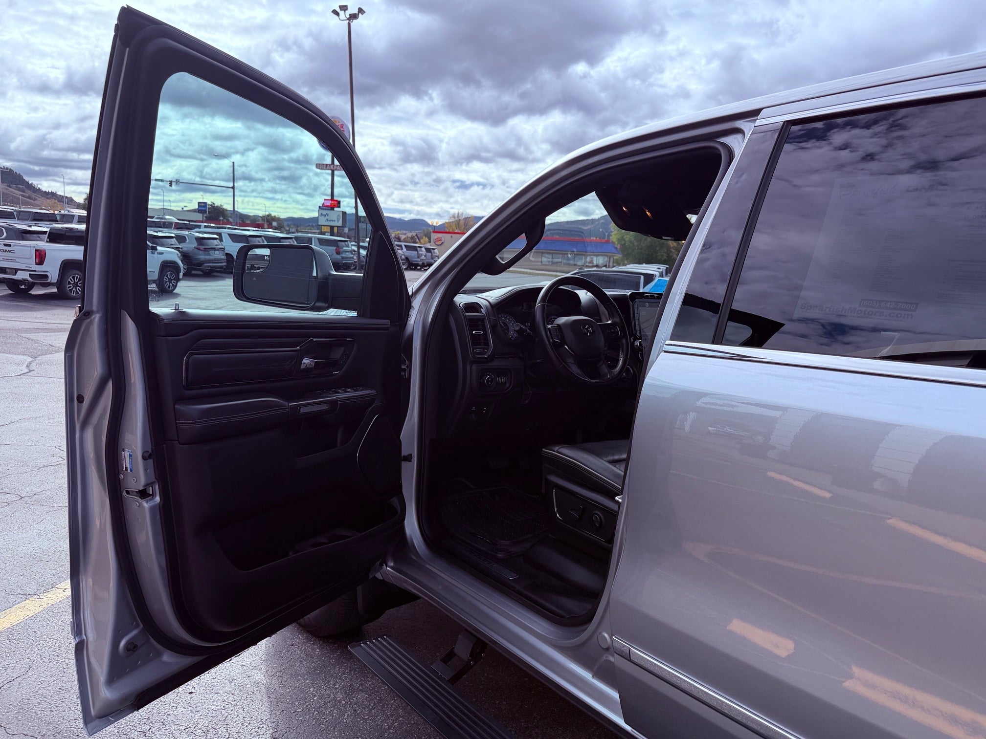 2022 RAM 1500 Base