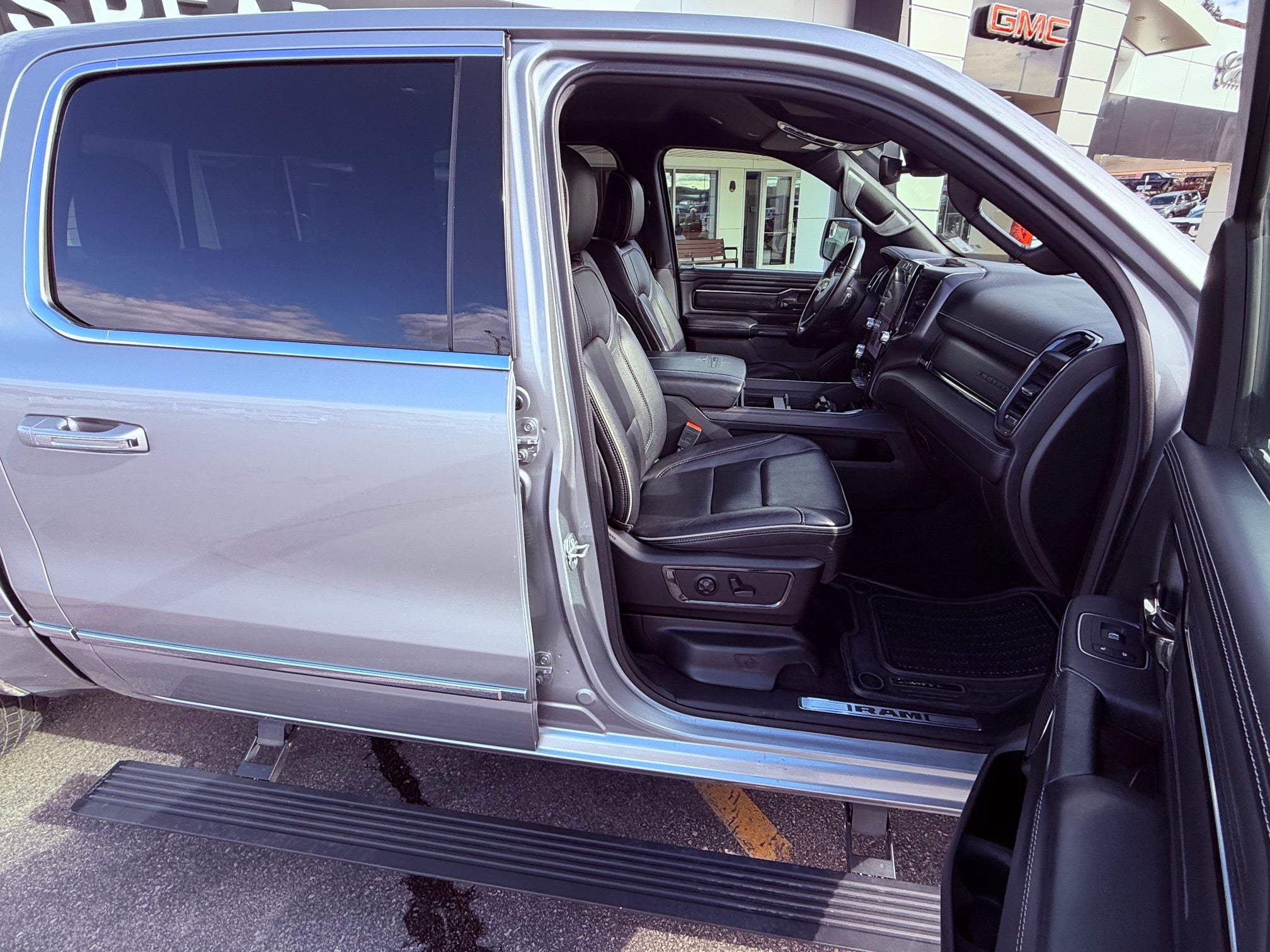 2022 RAM 1500 Base