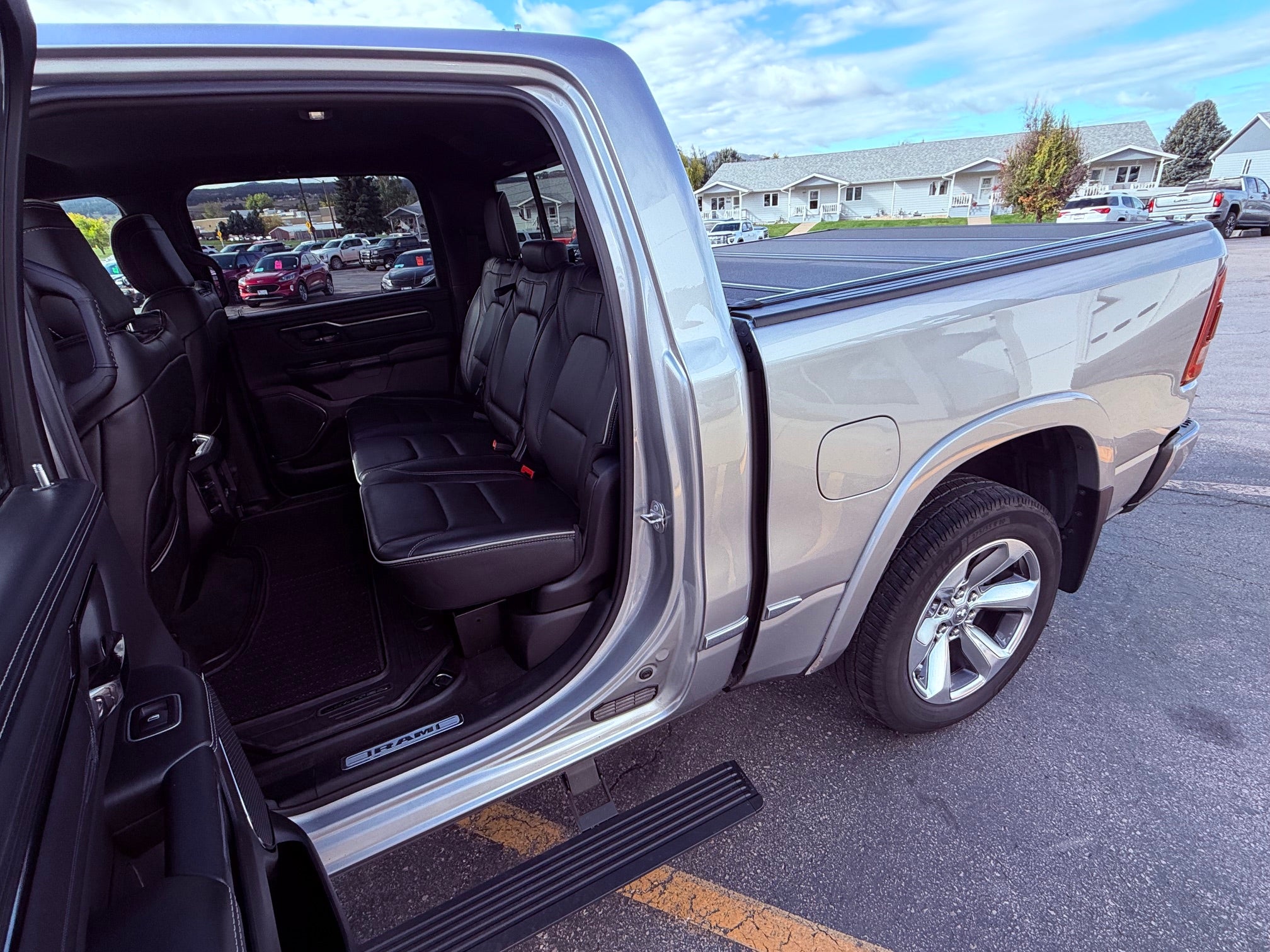 2022 RAM 1500 Base