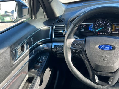 2018 Ford Explorer Base