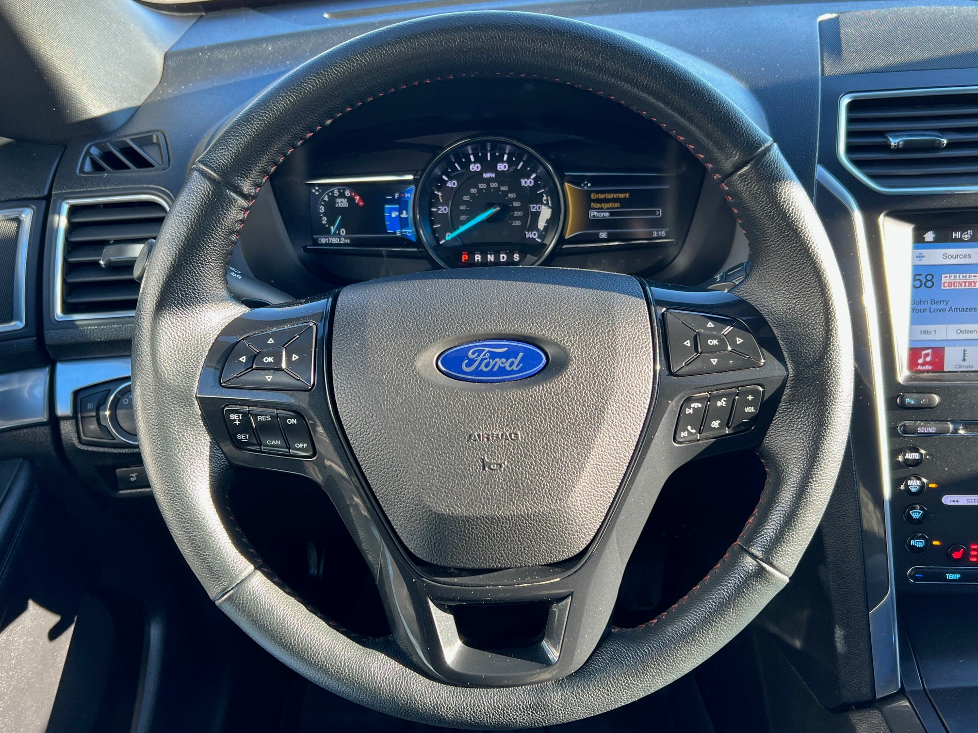 2018 Ford Explorer Base