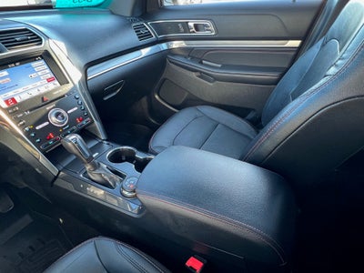 2018 Ford Explorer Base