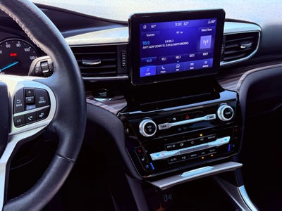 2023 Ford Explorer Base