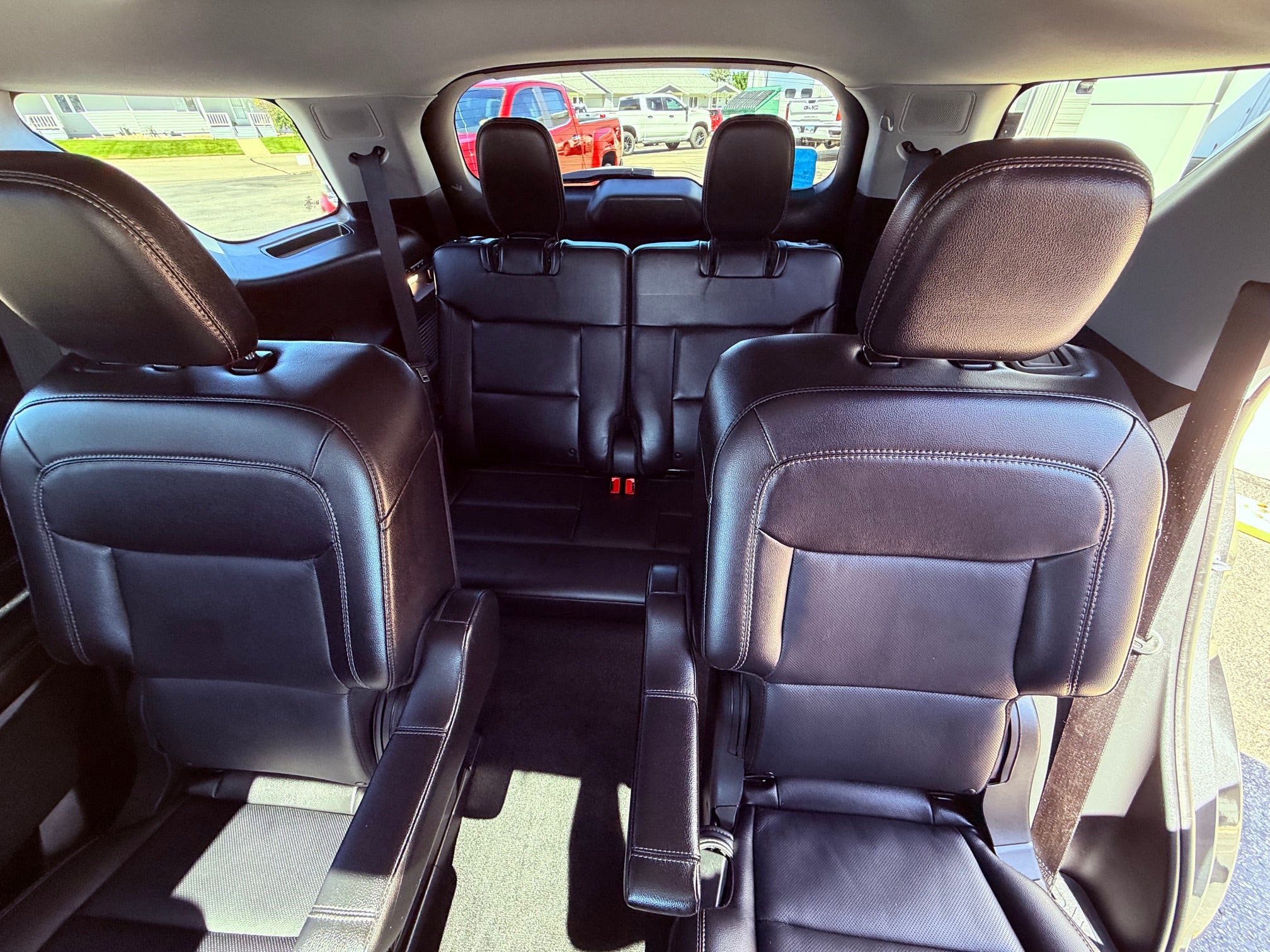 2023 Ford Explorer Base