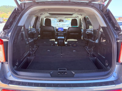 2023 Ford Explorer Base