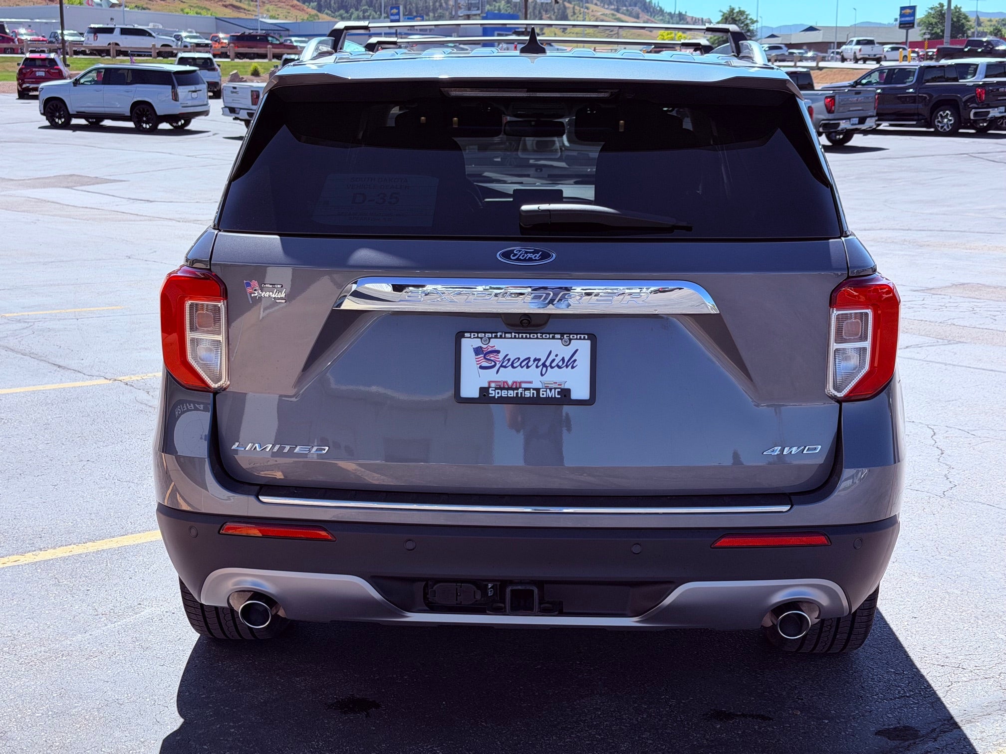 2023 Ford Explorer Base