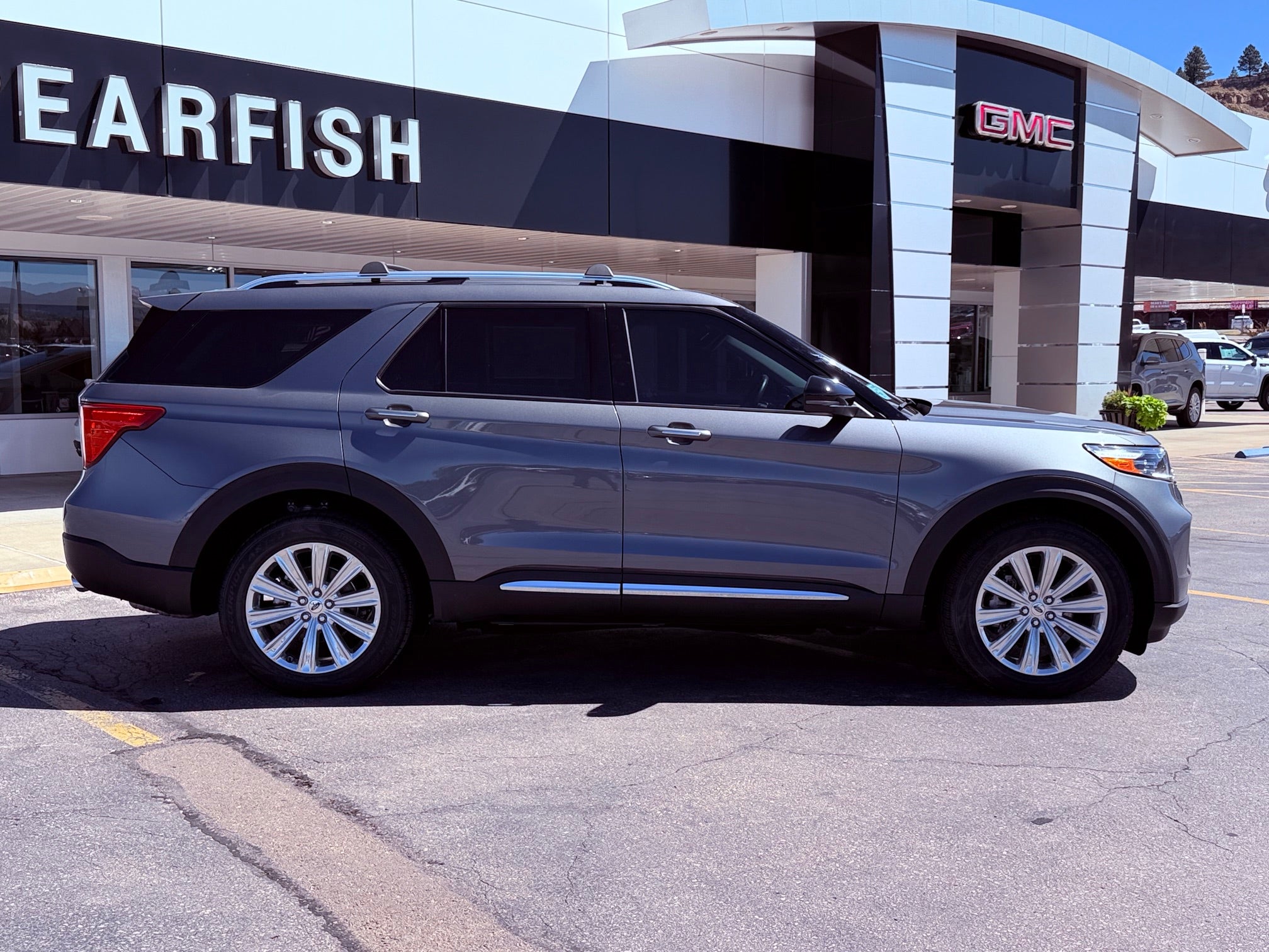 2023 Ford Explorer Base