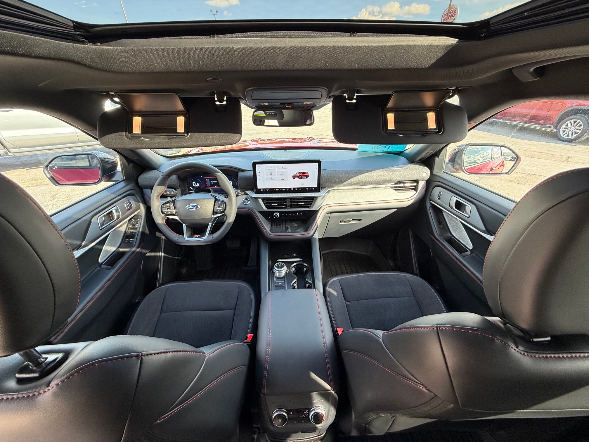 2025 Ford Explorer Base