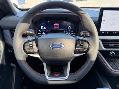 2025 Ford Explorer Base