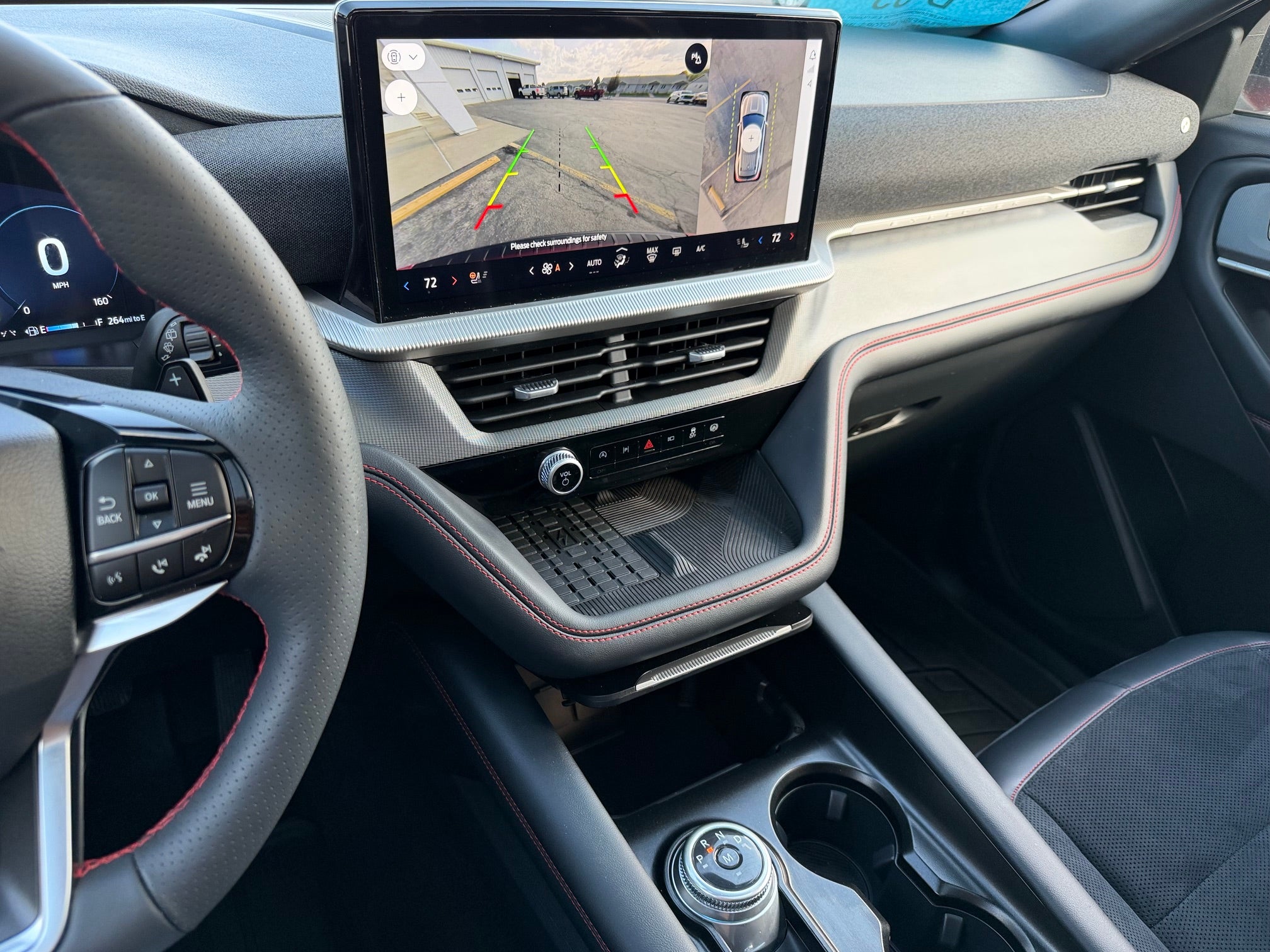 2025 Ford Explorer Base