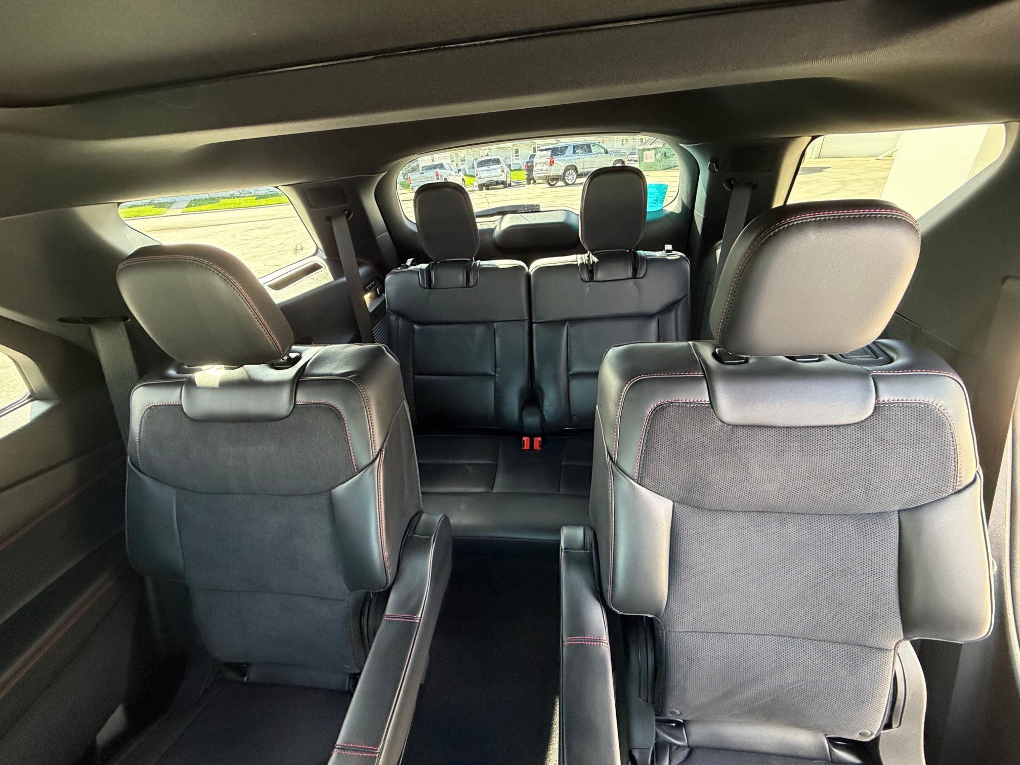 2025 Ford Explorer Base