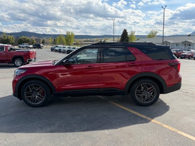 2025 Ford Explorer Base