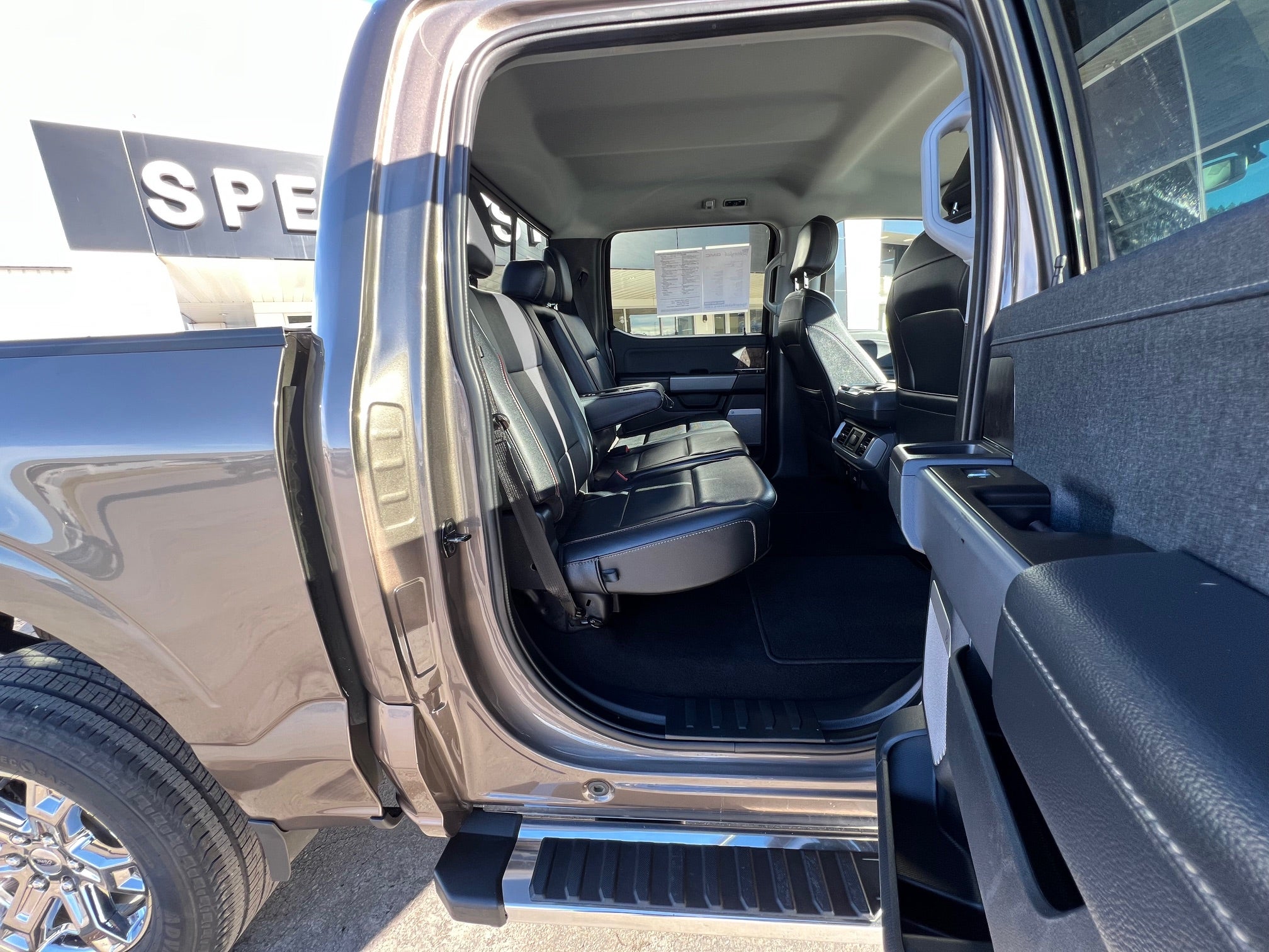 2023 Ford F-150 Base