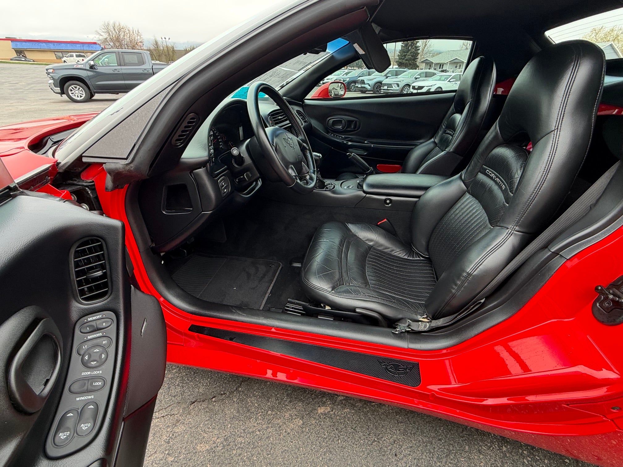 2000 Chevrolet Corvette Base