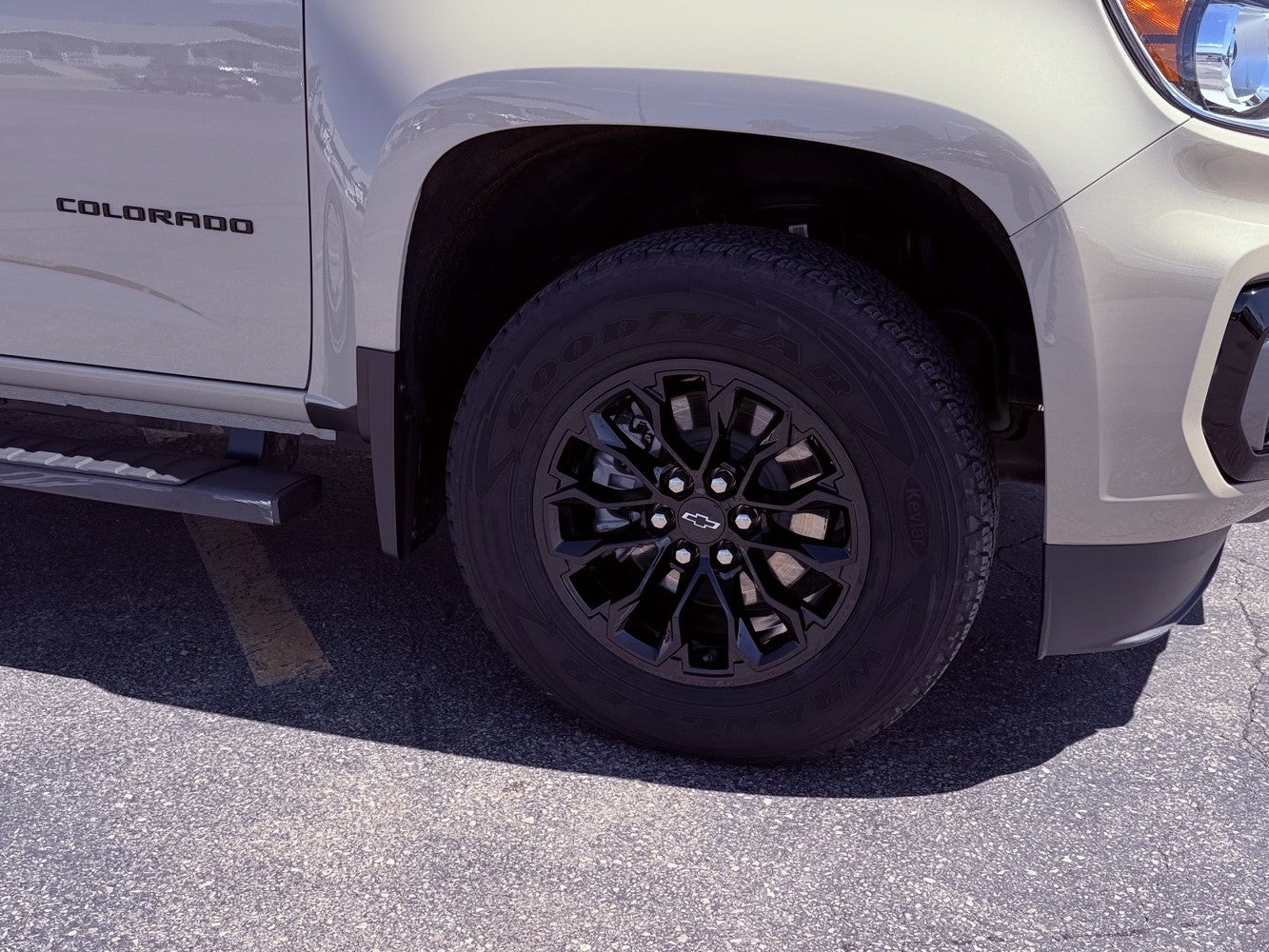 2021 Chevrolet Colorado Base