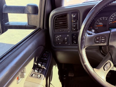 2005 Chevrolet Silverado 2500 HD Base