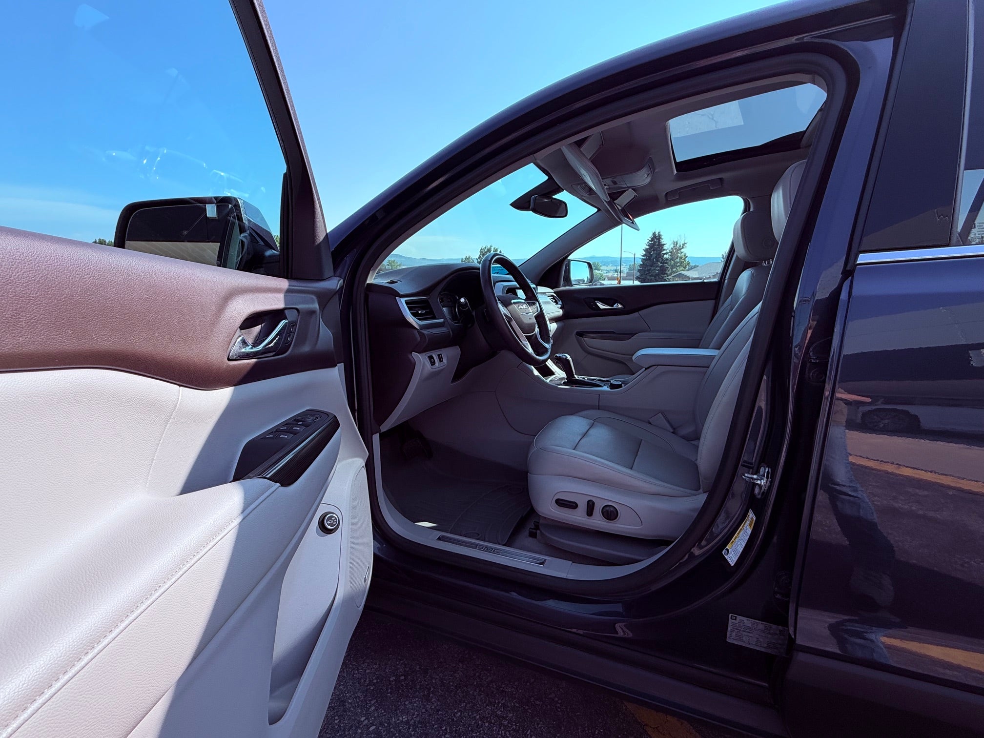 2018 GMC Acadia Base