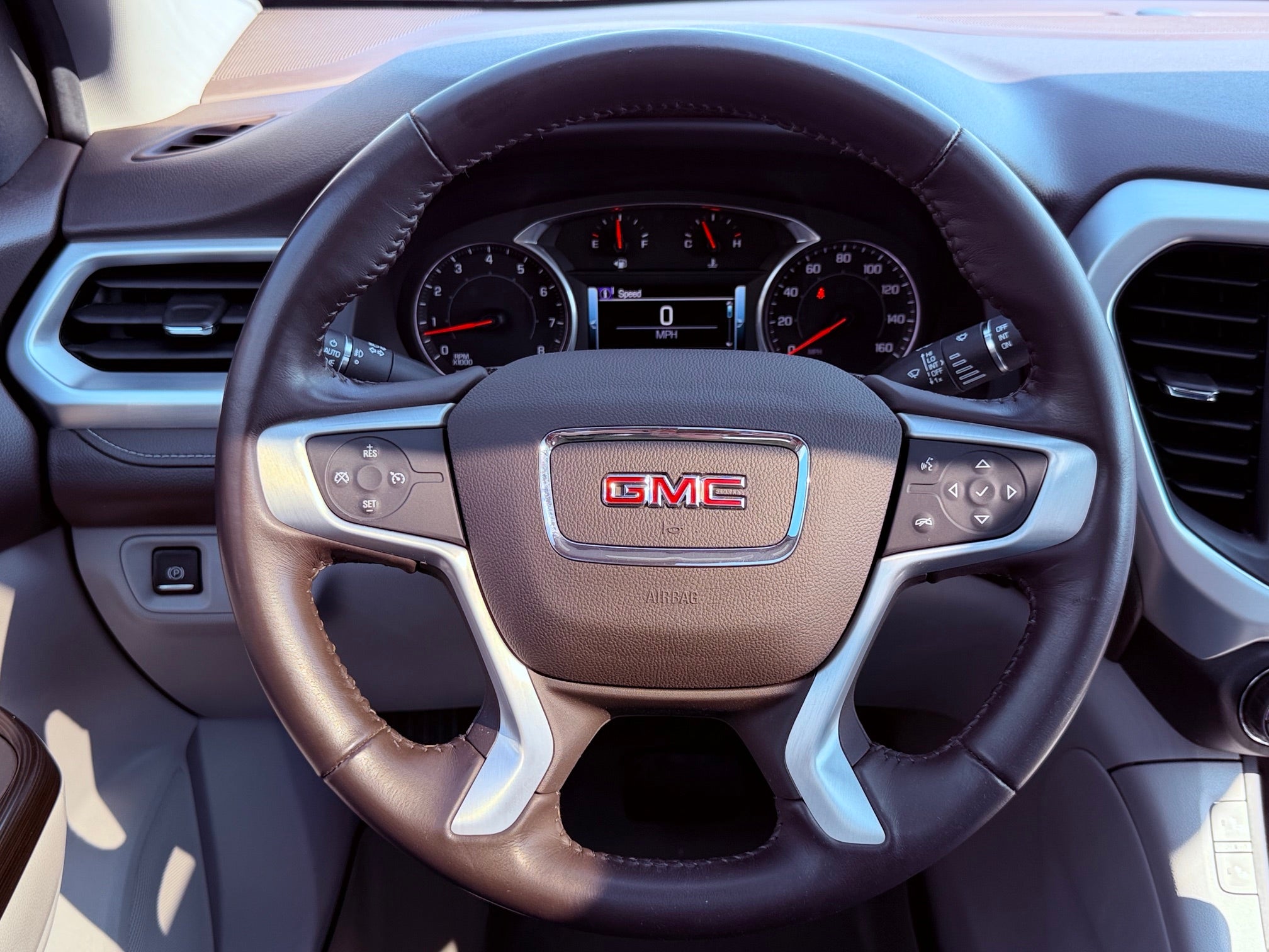 2018 GMC Acadia Base