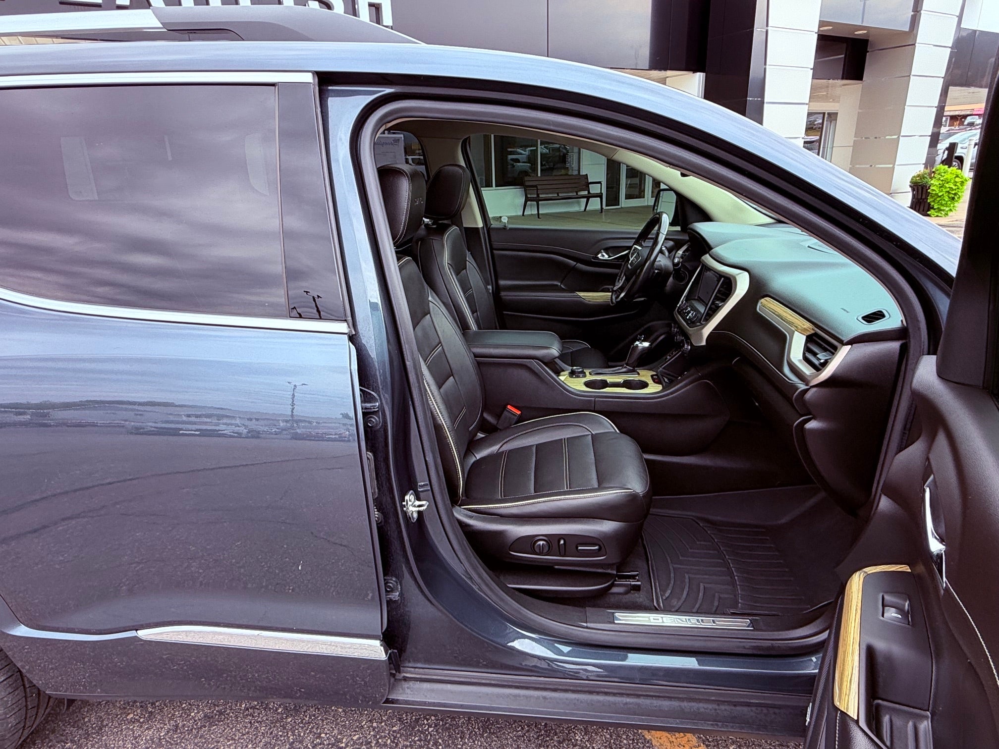 2019 GMC Acadia Base