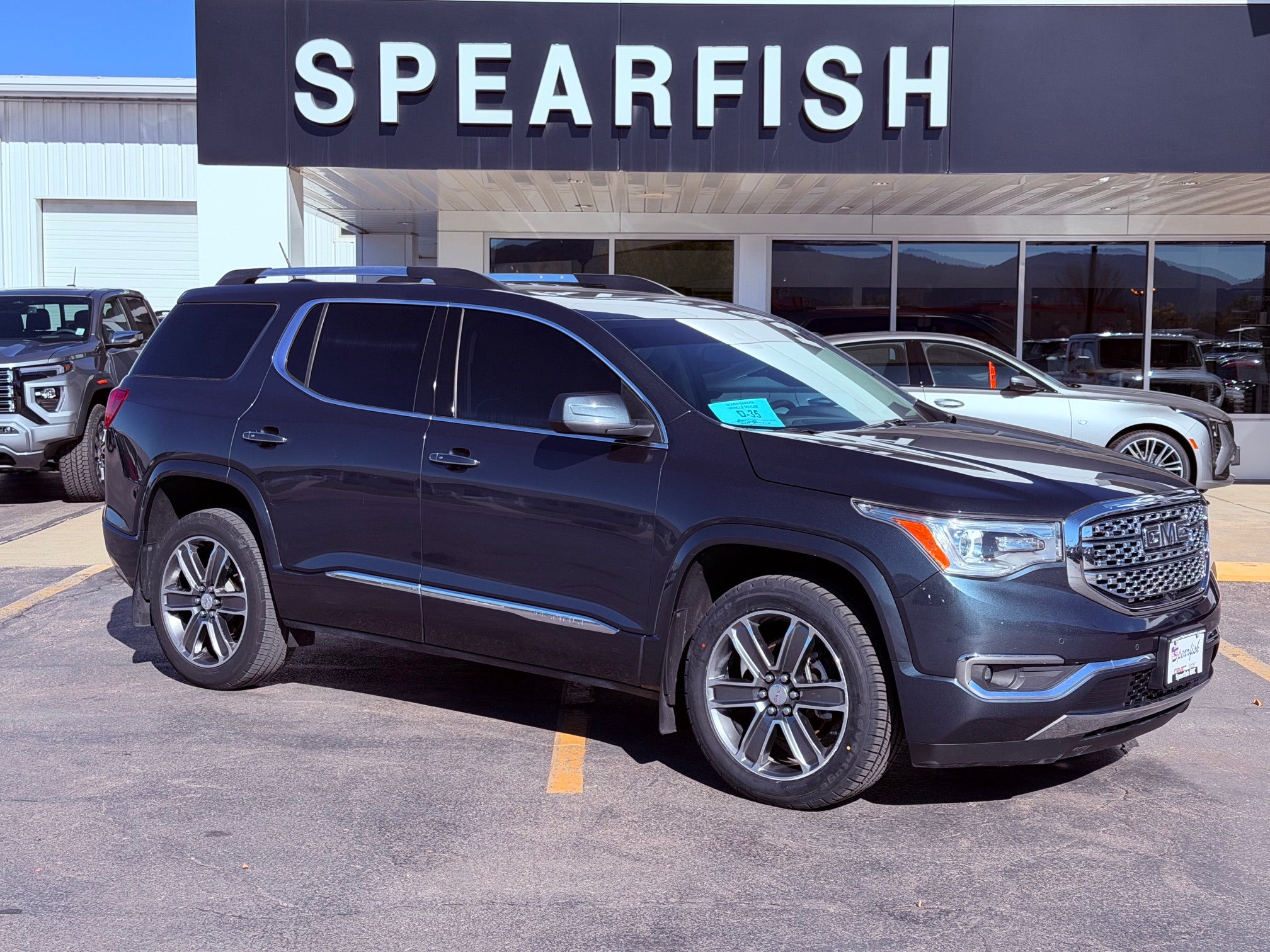 2019 GMC Acadia Base