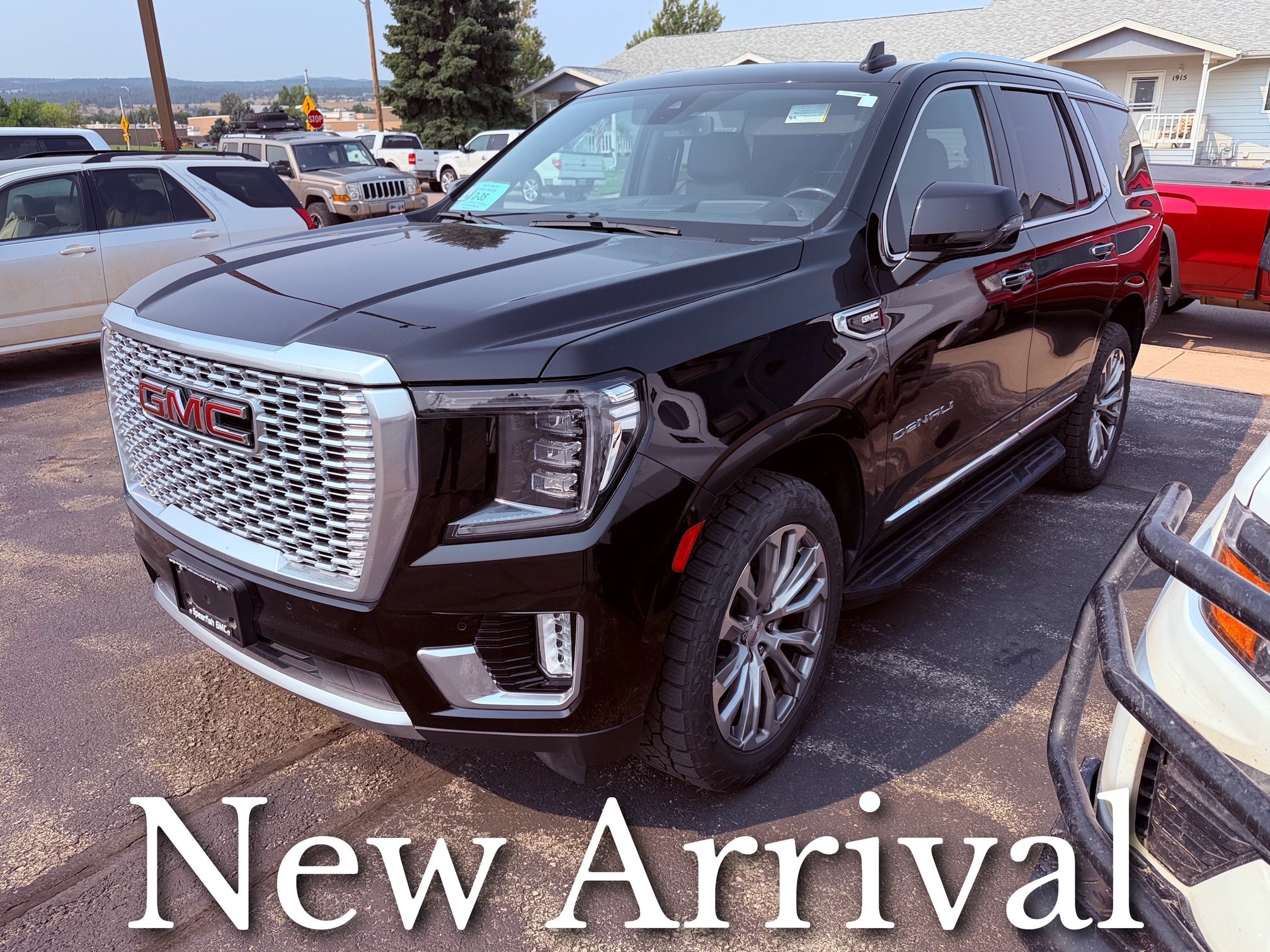 2021 GMC Yukon Base