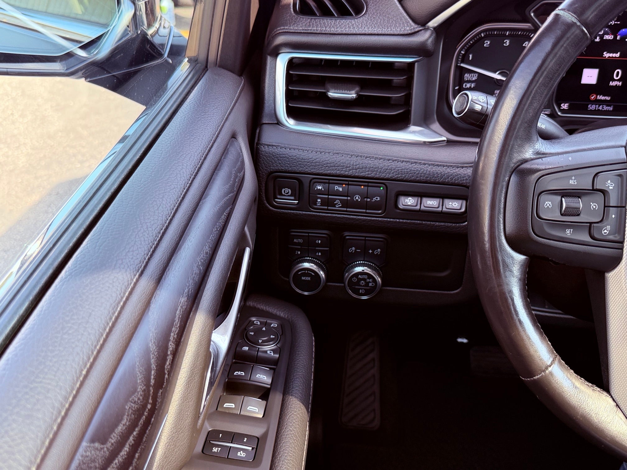 2021 GMC Yukon Base