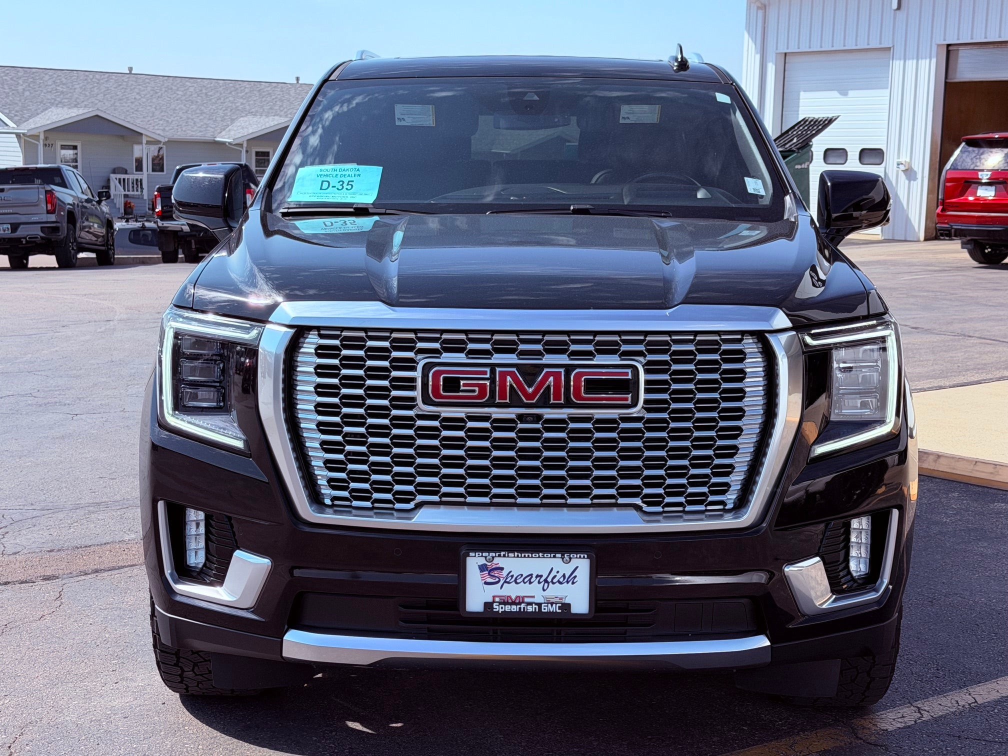 2021 GMC Yukon Base