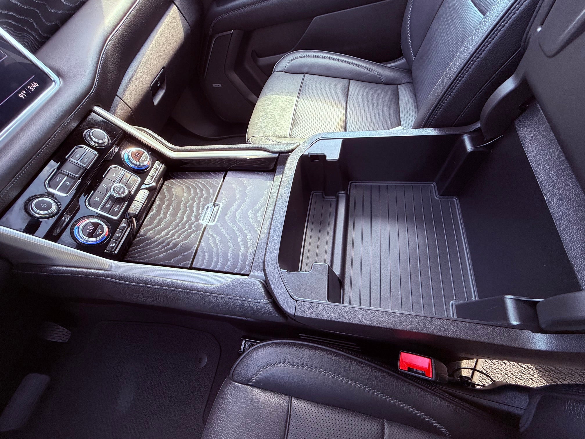 2021 GMC Yukon Base