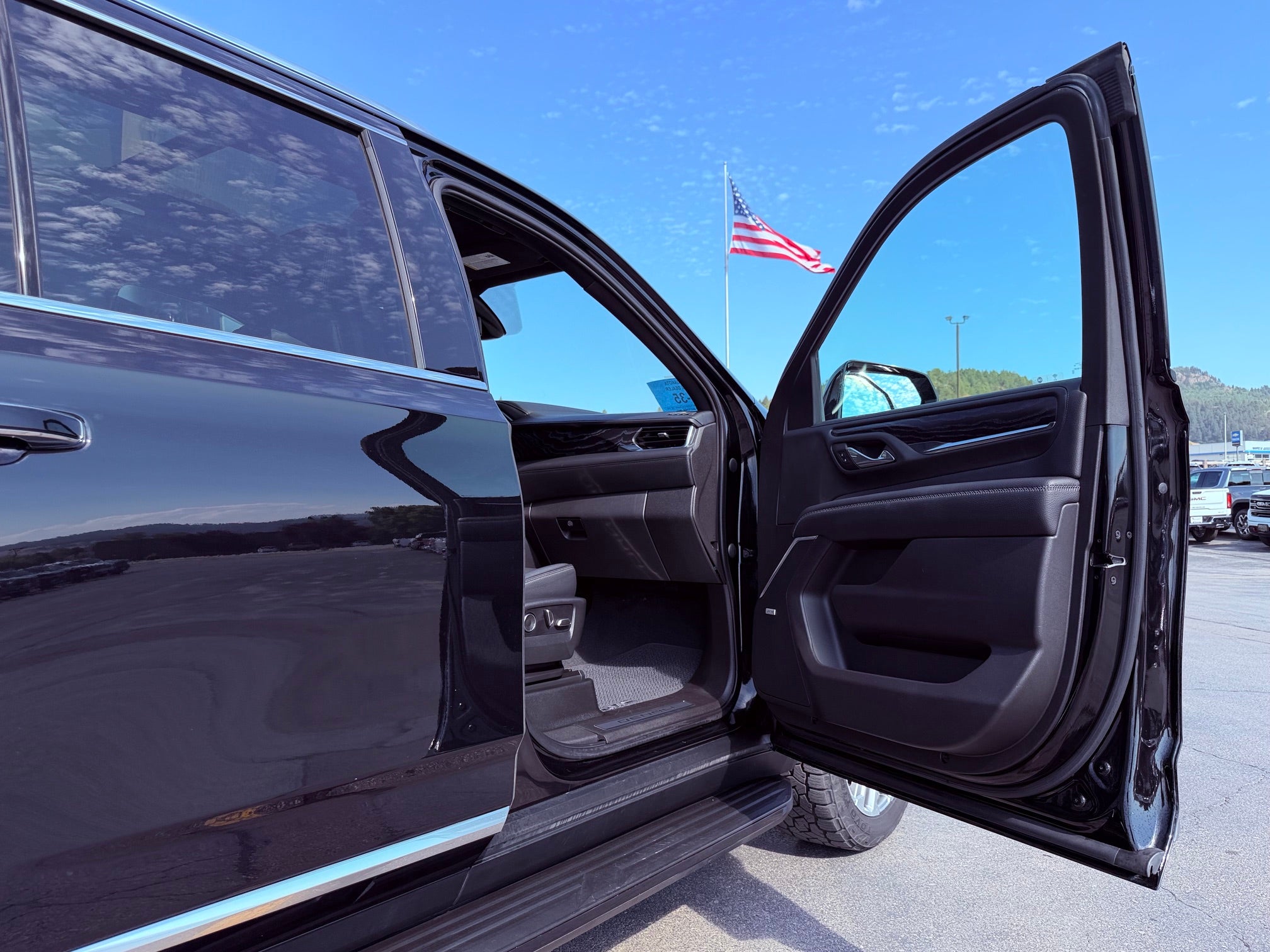 2021 GMC Yukon Base