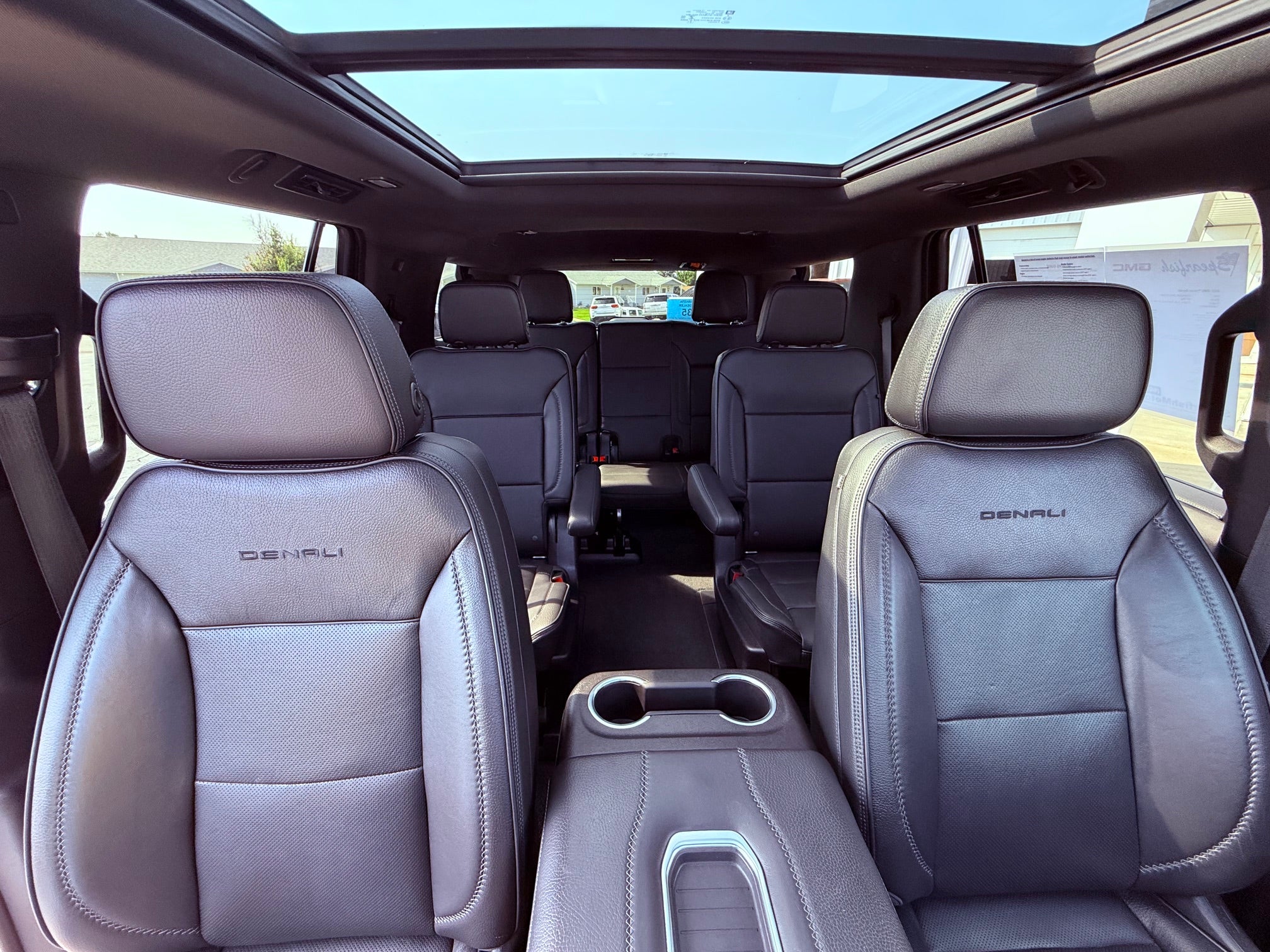 2021 GMC Yukon Base