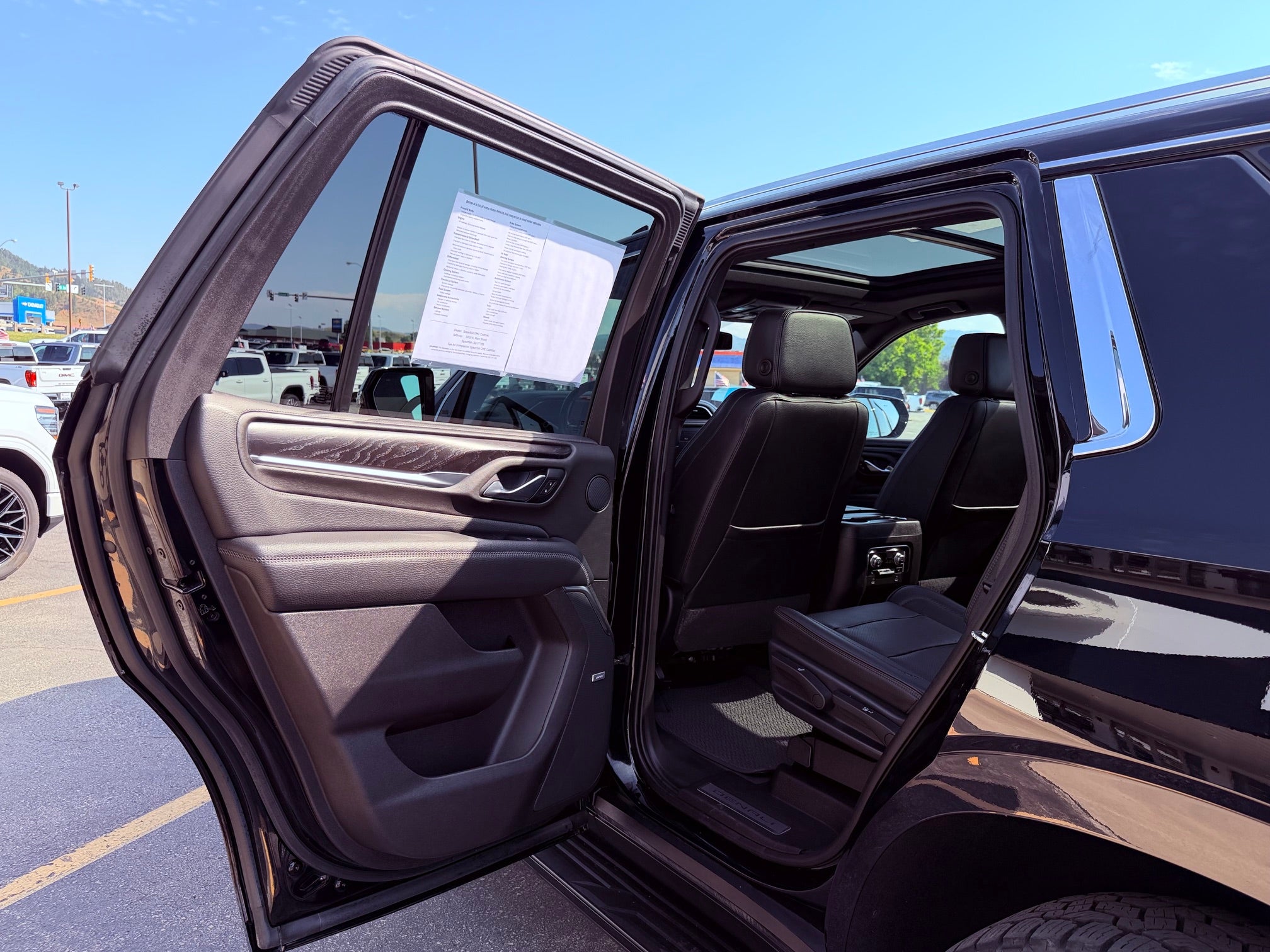 2021 GMC Yukon Base