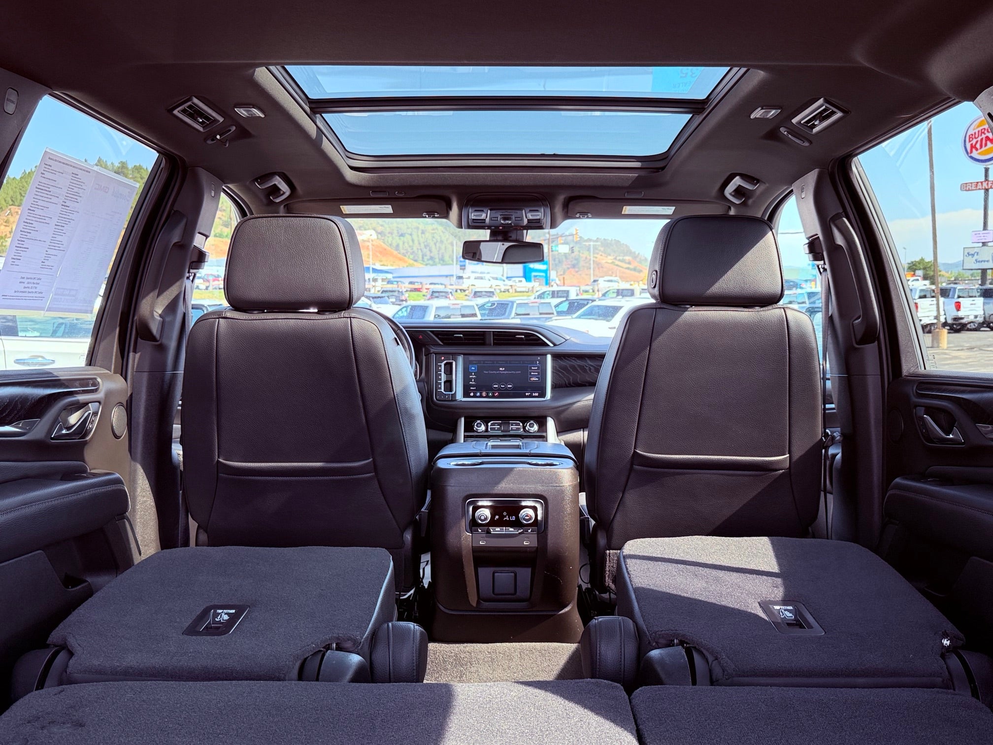 2021 GMC Yukon Base