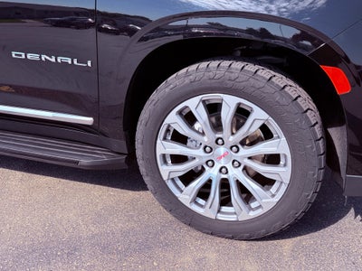 2021 GMC Yukon Base