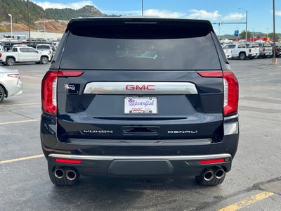 2022 GMC Yukon Base