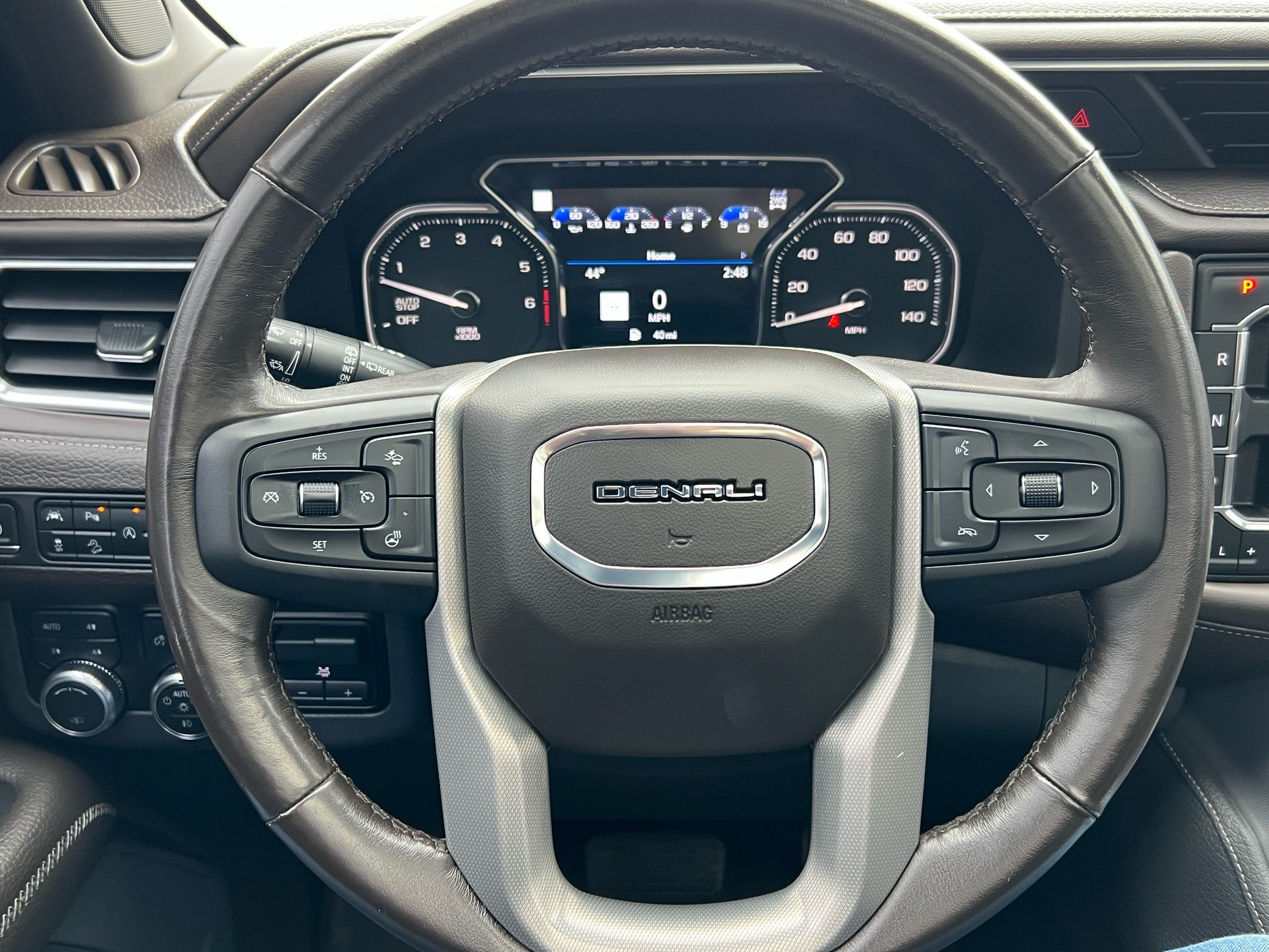 2021 GMC Yukon Base