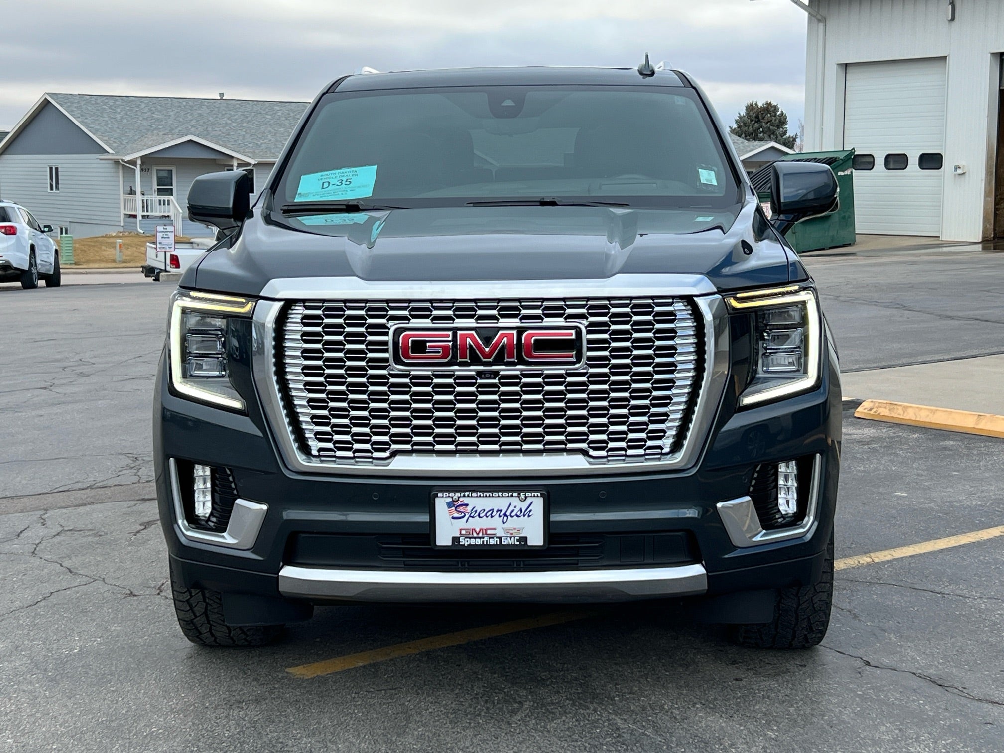 2021 GMC Yukon Base